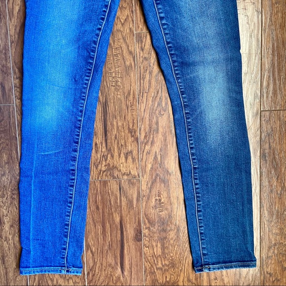 GAP 1969 Jeans - Picture 6 of 7